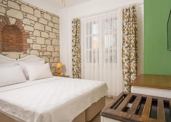 Melekaki Alacati Çeşme