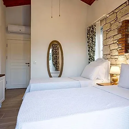 Melekaki Alacati Çeşme